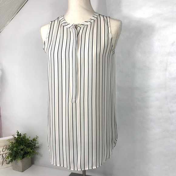 Lofts Sleeveless Open V-Neck Top in Stripes size Xsmall - Picture 2 of 9